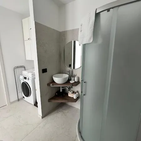 La Casa Di Chloe * Syracuse